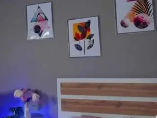 Camsoda Adult Webcam of holy-reid