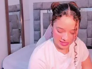 Camsoda Adult Webcams of zuly-jones