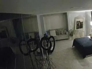 Camsoda Sex Chat of voyeurcam-casa-salsa-bedroom-14