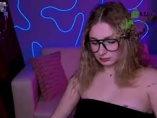 Camsoda Watch Live Sex Cams of mary-meow-hot