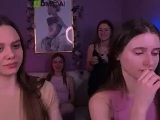 Camsoda Nude Webcam of mary-meow-hot