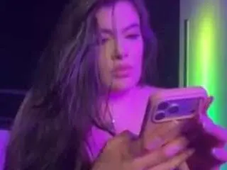 Camsoda Nude Webcam of kylie-ross