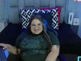 Camsoda Nude Webcam of evelinzaens
