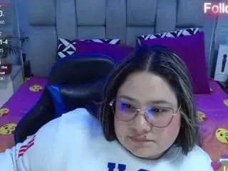 Camsoda Nude Webcam of evelinzaens