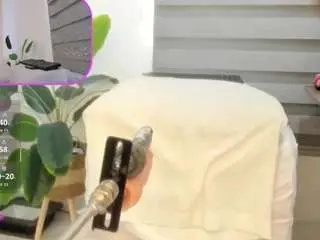 Camsoda Free Porn Cam of yessica-yennifer