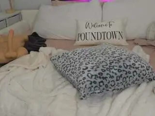 Camsoda Free Porn Cam of emmagray01