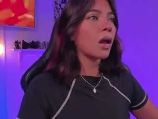 Camsoda Adult Webcam of miavelour