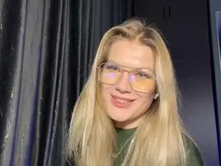 Camsoda Private Sex Chat of sherlypacquette