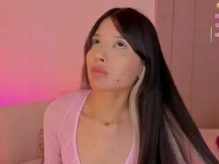 Camsoda Adult Video Chat of luisah-at-home