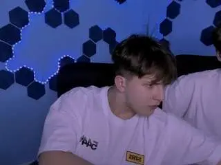 Camsoda Watch Live Sex Cams of travis-wolf