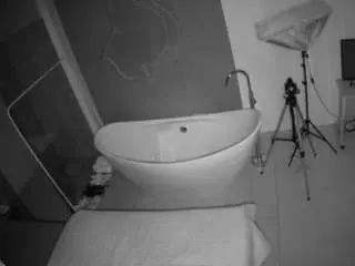 Camsoda Free Live Porn of voyeurcam-casa-salsa-bathroom-5