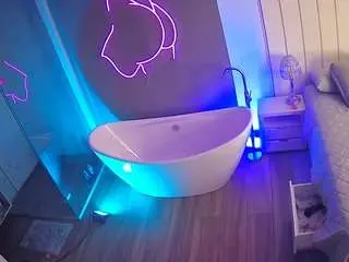 Camsoda Sex Chat of voyeurcam-casa-salsa-bathroom-5