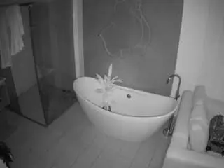 Camsoda Live Porn of voyeurcam-casa-salsa-bathroom-5