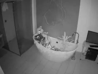 Camsoda Sex Cam of voyeurcam-casa-salsa-bathroom-5