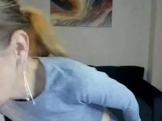 Camsoda Free Live Porn of angelina-relax