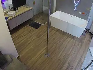 Camsoda Free Porn Cam of voyeurcam-casa-salsa-bathroom-3