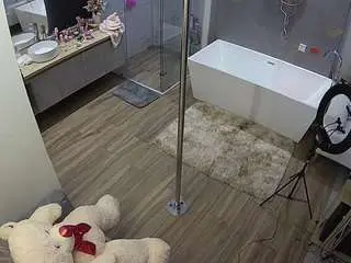 Camsoda Free Porn Cam of voyeurcam-casa-salsa-bathroom-3