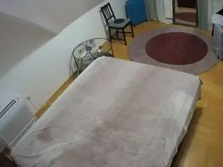 Camsoda Sex Cam of voyeurcam-julmodels-whitebed-4