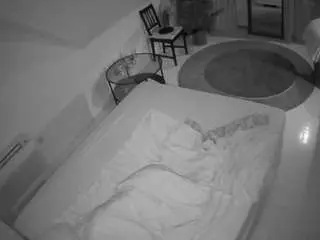 Camsoda Sex Cam of voyeurcam-julmodels-whitebed-4