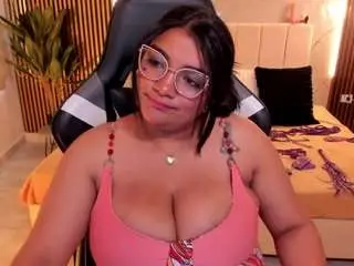 Camsoda Private Sex Chat of lyrablack