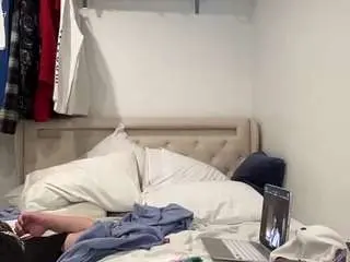 Camsoda Nude Webcam of mrshyboy32