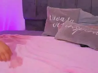 Camsoda Sex Chat of pretty-johnson