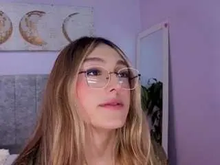 Camsoda Nude Webcam of antonellastarr