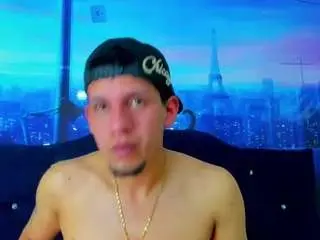 Camsoda Free Live Porn of kevin-fox