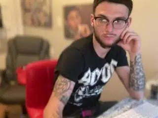 Camsoda Sex Cam of youngkubenski215