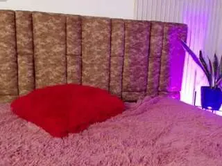 Camsoda Live Sex Cam of missdionne-curly