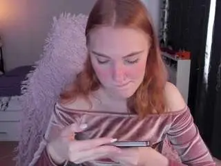 Camsoda Nude Webcam of bettybunny