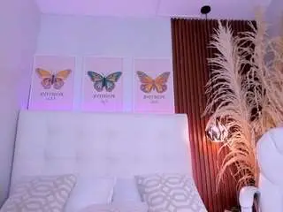 Camsoda Adult Webcam of susie-evilvodevil18