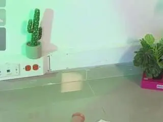 Camsoda Free Porn Cam of linoshka-1