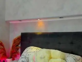 Camsoda Watch Live Sex Cams of emily-lews