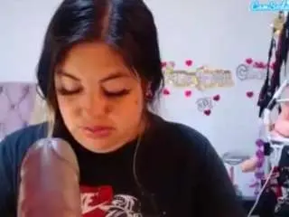 Camsoda Nude Webcam of lanaqueen69