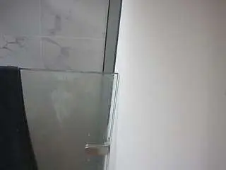 Camsoda Free Live Porn of voyeurcam-casa-salsa-bathroom-7