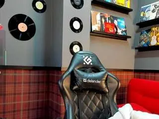 Camsoda Live Porn of nicole-charm