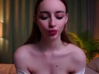 Camsoda Nude Webcam of deanneplewinski