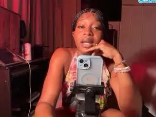 Camsoda Sex Cam of iluvsaffire-bleu