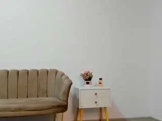 Camsoda Nude Webcam of lvmexoxo