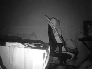 Camsoda Adult Video Chat of voyeurcam-sexy-little-ana-01