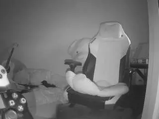 Camsoda Adult Video Chat of voyeurcam-sexy-little-ana-01