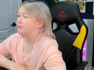 Camsoda Adult Video Chat of sara-moor