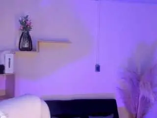 Camsoda Adult Webcams of mia-kenner