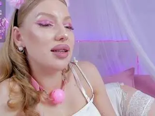 Camsoda Nude Webcam of wilddestiny