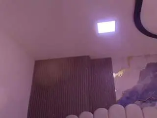 Camsoda Nude Webcam of dione-ht