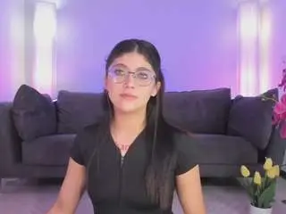 Camsoda Adult Video Chat of corinne-benson
