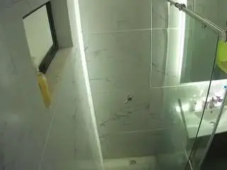 Camsoda Nude Webcam of voyeurcam-casa-salsa-bathroom-13