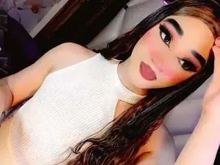 Camsoda Free Porn Cam of camilavasquezz