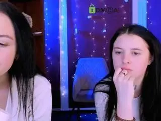 Camsoda Free Porn Cam of mira-vibe